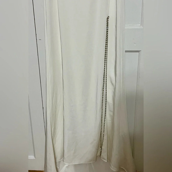 Ieena for Mac Duggal BEADED STRAP SWEATHEART NECKLINE GOWN *sold out online* - Picture 8 of 8